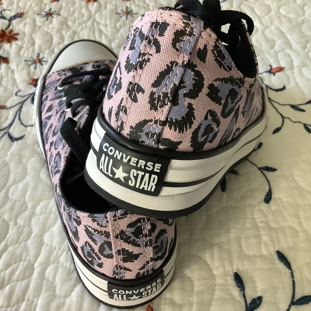 New Converse Leopard Heart Print